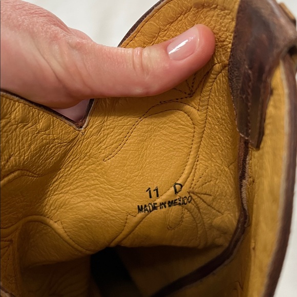 Cavender’s Ostrich Print Round Toe Cowboy Boots - Picture 14 of 16